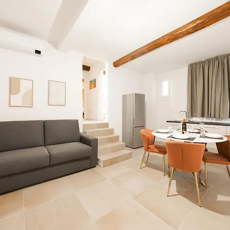 Albana Apartment, Center Daire Bolonya